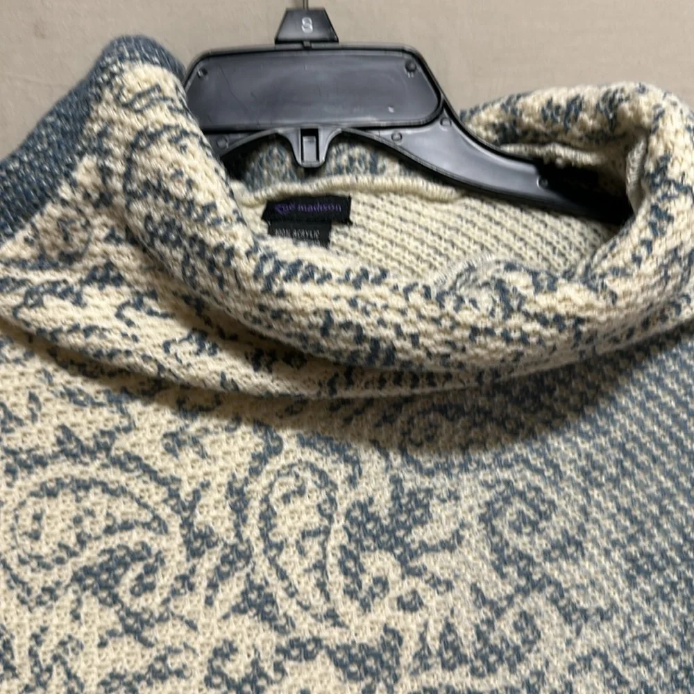 Zoe Madison Blue Paisley Turtleneck Knit Pullover Sweater Poncho Shawl Small/Med